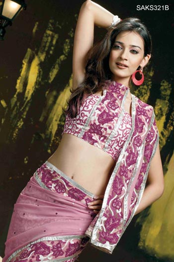 saree and pallu drape style 1