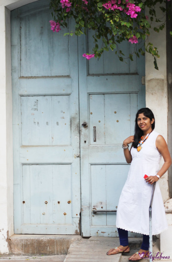 statement necklace with white kurta