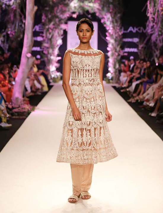 Manish malhotra collection at Lakme fashion week spring summer 5