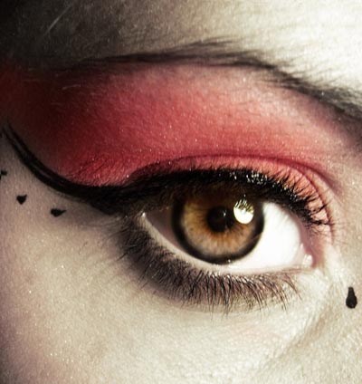 24 Amazing Eye Makeup Ideas - Stylebees.com