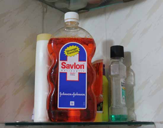 Savlon for dandruff cure