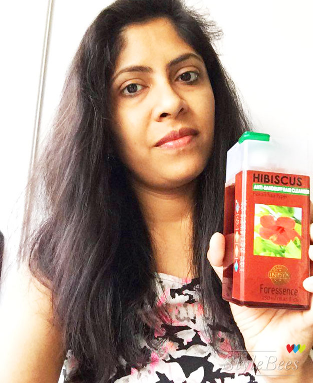 Nature’s Co. Hibiscus Anti-Dandruff Hair Cleanser Review by Indian Fashion and Beauty blog