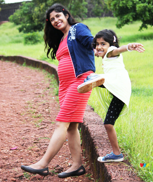 maternity-photo-shoot-with-my-kid-in-goa