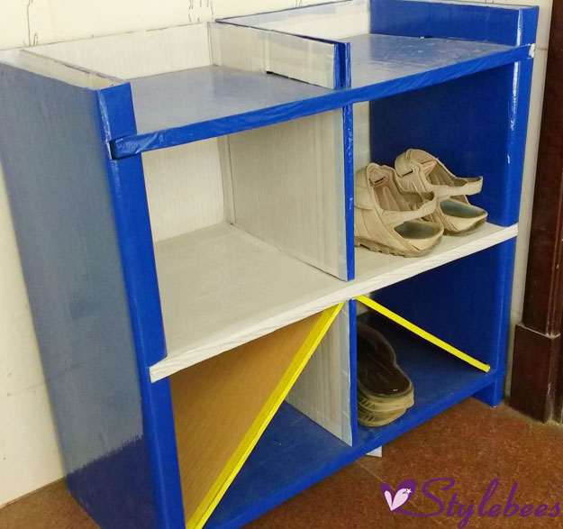 shoes-rack-created-with-cardboard